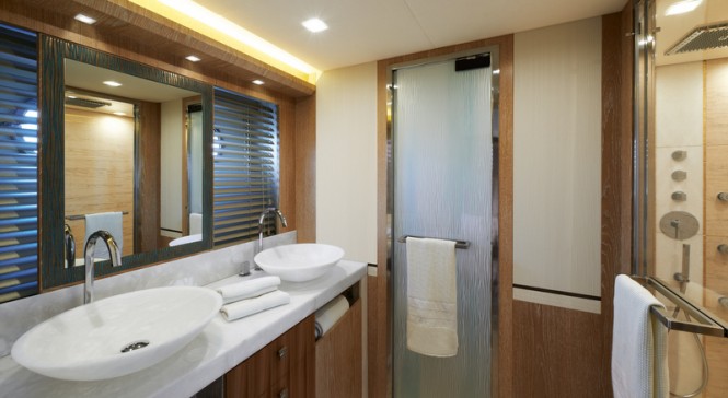 Superyacht MCY 86 - Owners Cabin Bathroom