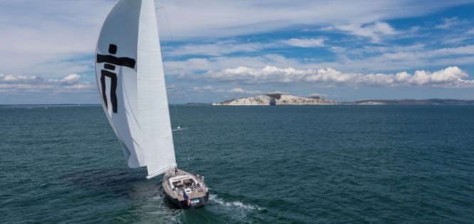 Luxury yacht Inukshuk - aft view