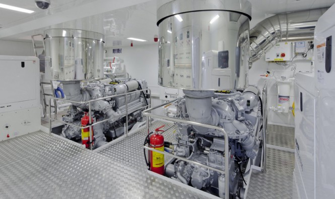 Luxury yacht Stella di Mare - Engine Room
