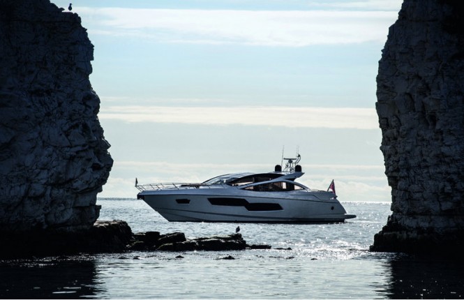 Sunseeker Predator 80 Yacht