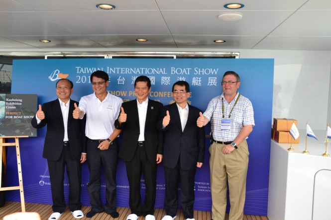 International Yacht Reporters Gather Onsite to Spur Momentum