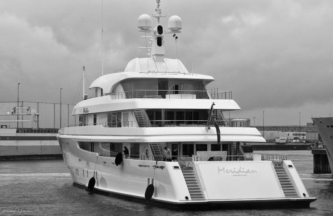 Mega yacht Meridian - aft view