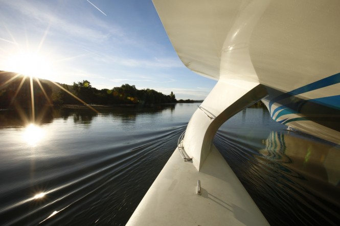 Planet Solar on the Seine