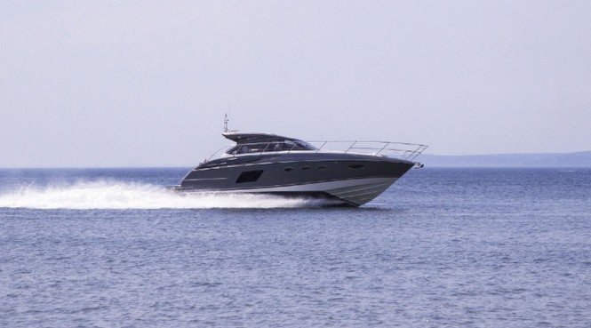 Princess V48 Yacht