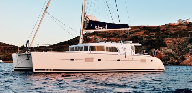 Sailing catamaran IDEA