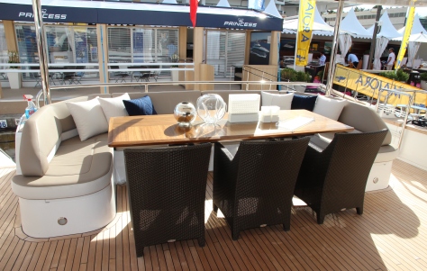 Superyacht Princess 98 - Exterior