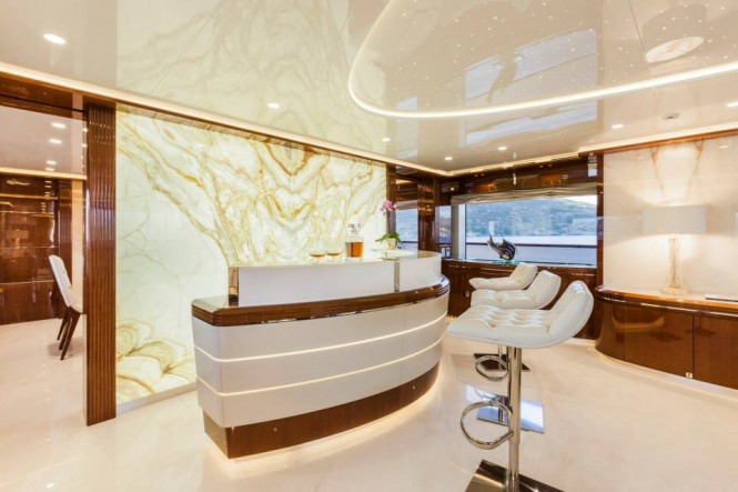 Vellmari superyacht - bar - Copyright- Alberto Cocchi