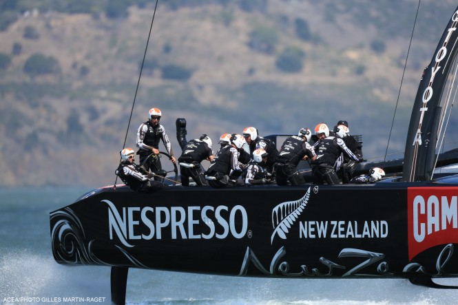 34th America's Cup - ORACLE Team USA vs Emirates Team New Zealand, Race Day 3