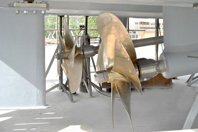 Seatorque Control System - Hemisphere 140 luxury super yacht RAFFAELLA II