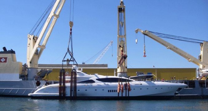Sevenstar Yacht Transport in action