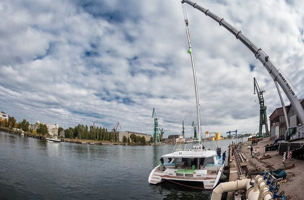Sunreef 60 LOFT luxury yacht GRACE on the water