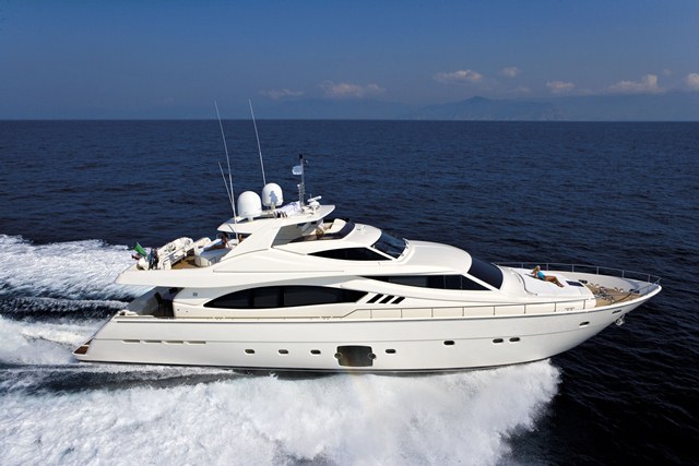 Ferretti 881 RPH Yacht