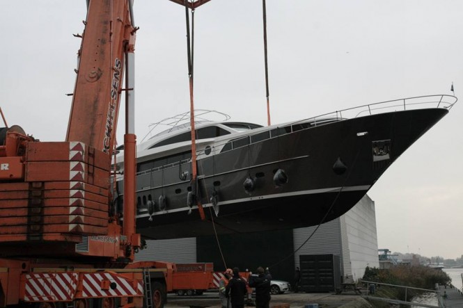 Launch of Continental III 26.00 RPH Yacht at Wim van der Valk