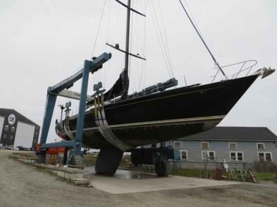 Luxury charter yacht Bristolian (ex Mari Cha II) at Lyman-Morse