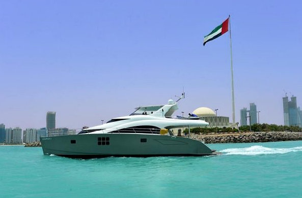 Luxury charter yacht Damrak II by Sunreef Yachts in Abu Dhabi