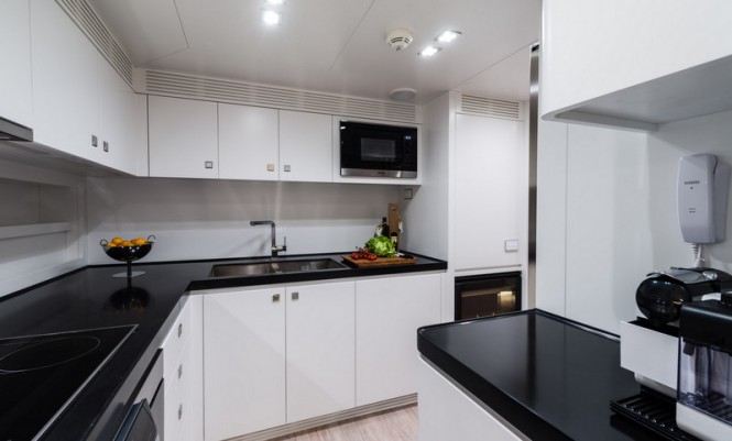 Luxury yacht Ecrider - Galley