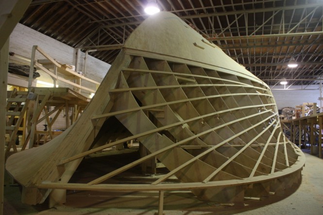 Works on the 84' luxury yacht Blank Check (hull 60)