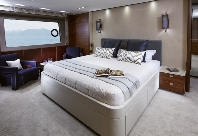 Princess 88 Yacht - Owners Stateroom
