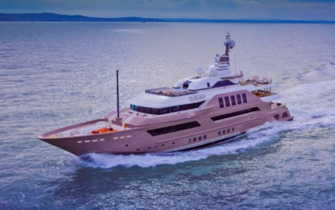Luxury motor yacht J'Ade by CRN