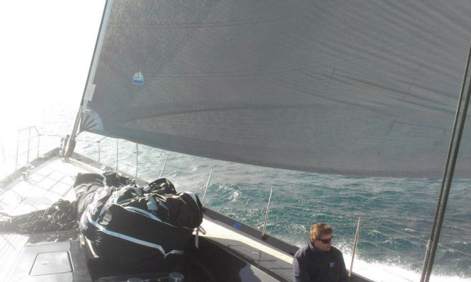 Luxury yacht Moonbird at full speed