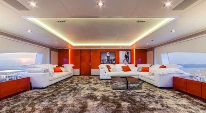 Luxury yacht Panthera - Upper Saloon