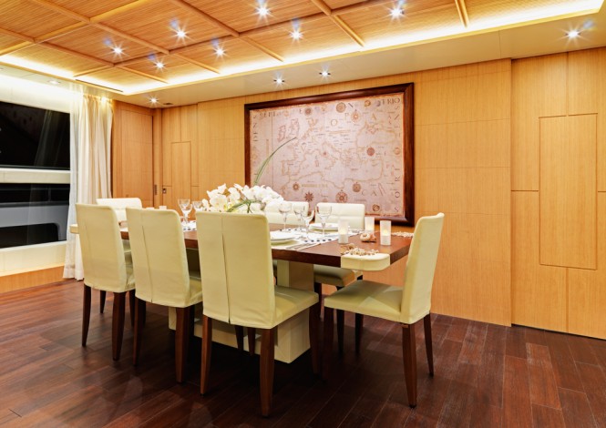 M&A's yacht dining table - a Canados 108 yacht