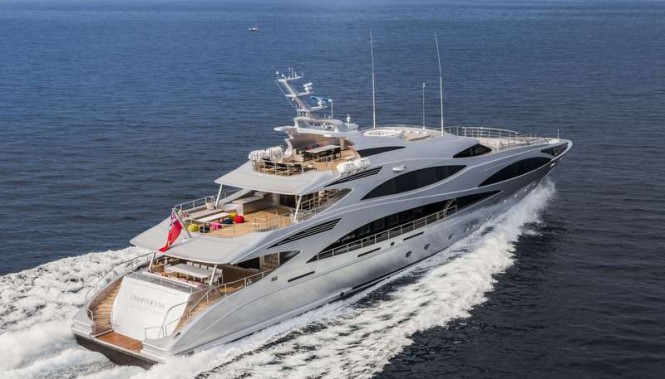 Panthera Yacht - aft view