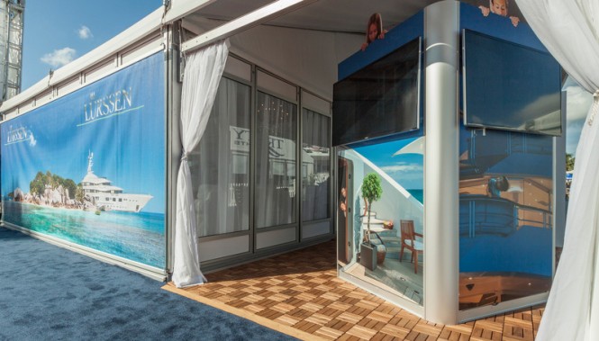 Virtual reality booth