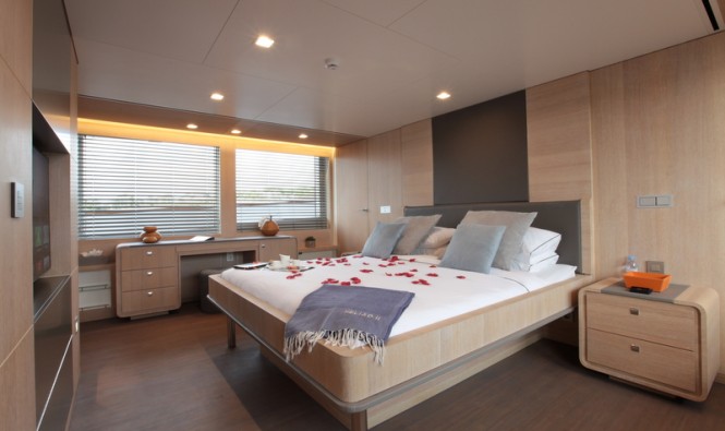 Heliad II superyacht - Owners Suite