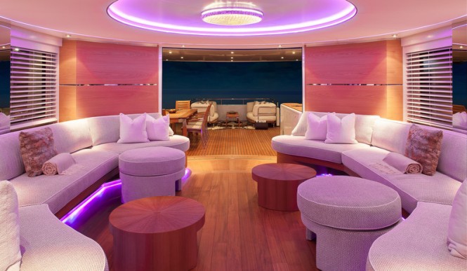 Luxury yacht Life Saga - Main Saloon - Photo by Giovanni Malgarini