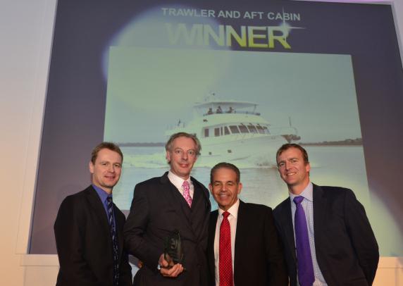 MYA 2014 for Outer Reef 700 Yacht