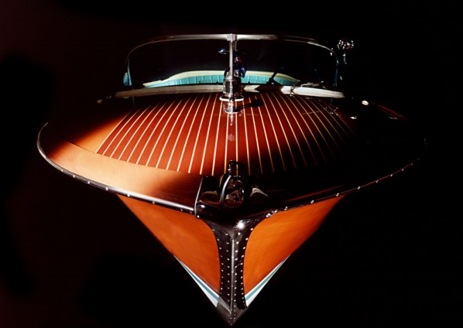 Riva Ariston Lady Lina luxury yacht tender 