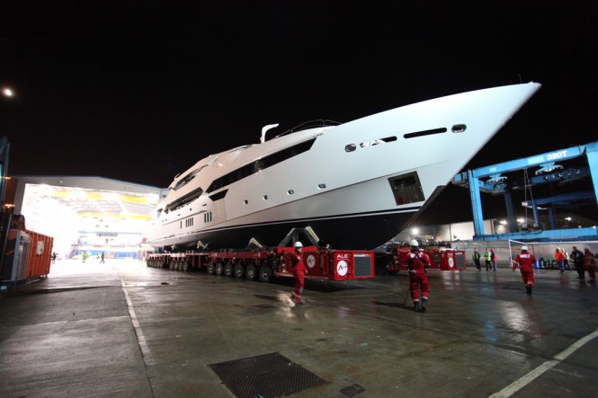Sunseeker 155 Yacht - Leaving shipyard