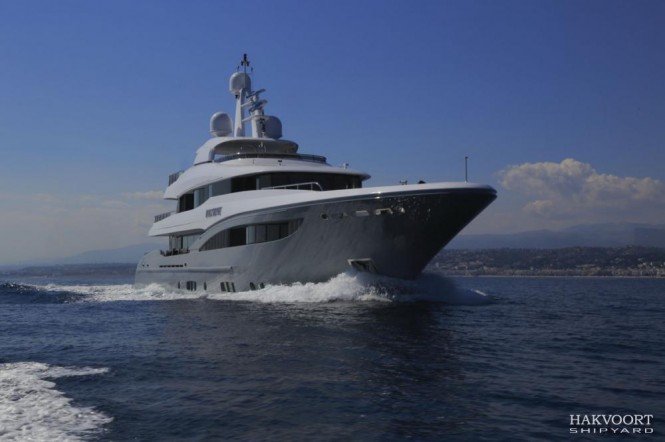 Superyacht Apostrophe by Hakvoort Shipyard