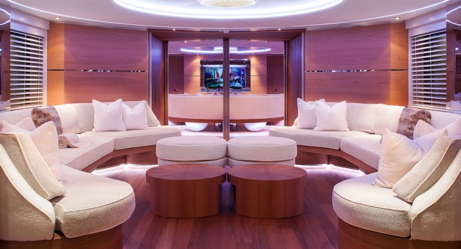 Motor Yacht 42m LIFE SAGA - Main Saloon - Credit Giovanni Malgarini