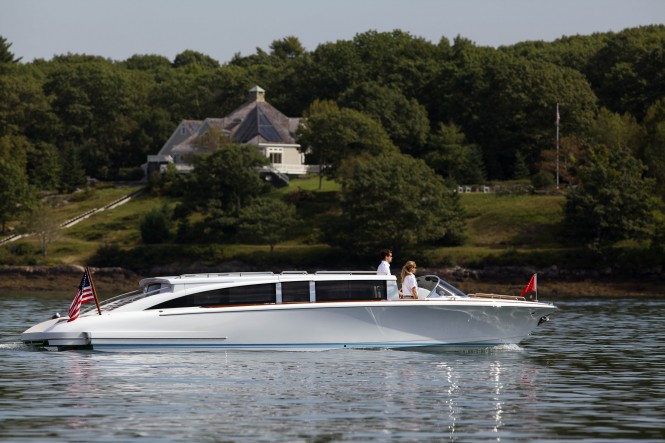 Slow Running - Hodgdon Hull 413 Yacht Tender