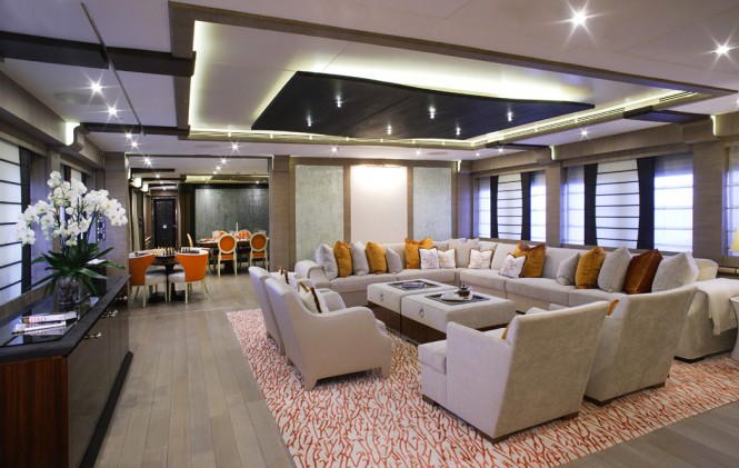 PJ210 superyacht Lady M Main Saloon