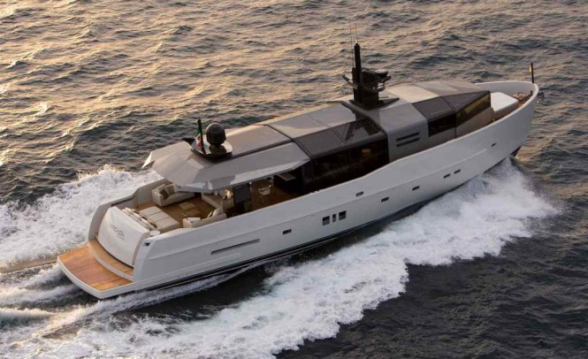 Arcadia 85 Yacht underway