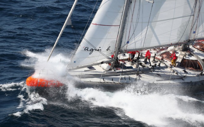 Expedition yacht Tara underway