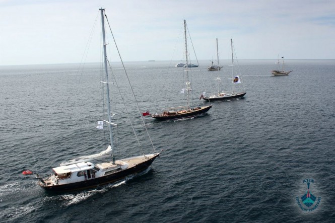 ASR 2012 - The superyacht fleet out at sea