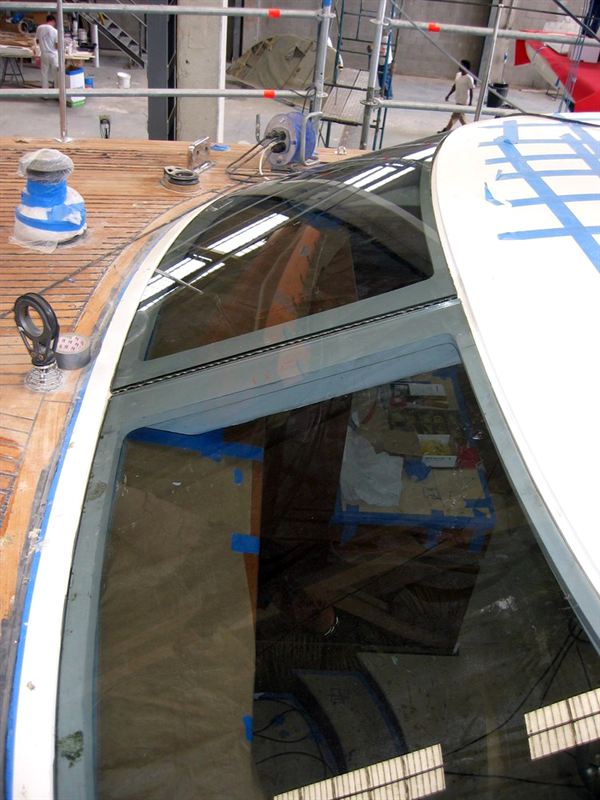 Photovoltaic glass for luxury yachts by Nautiglass