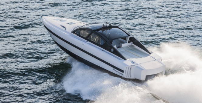 Revolver 44GT - aft view
