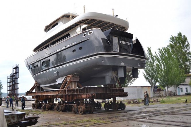 Superyacht Destiny - aft view