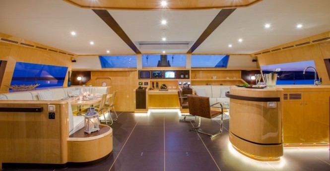 WindQuest Yacht - Interior