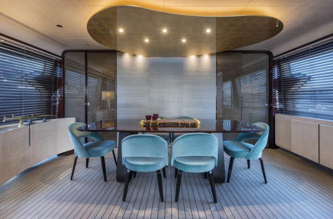 Azimut Grande 95RPH Yacht - dining
