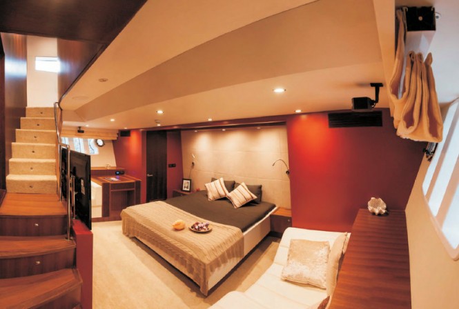 Contessa Yacht - Cabin