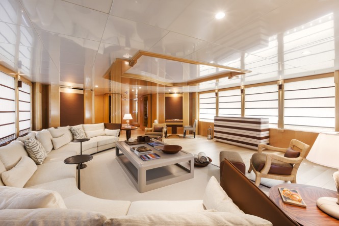 Luxury yacht Amore Mio 2 - Saloon