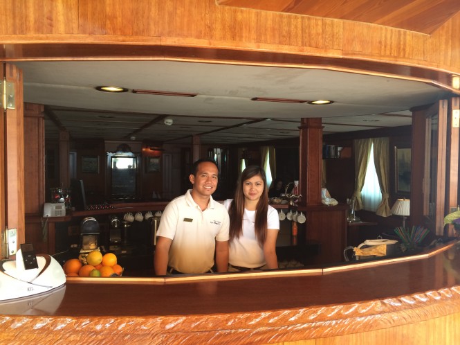 Open bar and crew aboard Seagull II