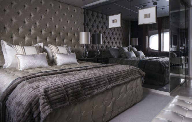Turquoise yacht - VIP Cabin