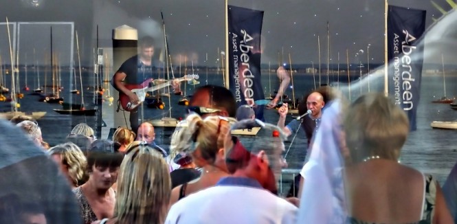 Winning shot of Shore-side competition (c) Peter Rivon